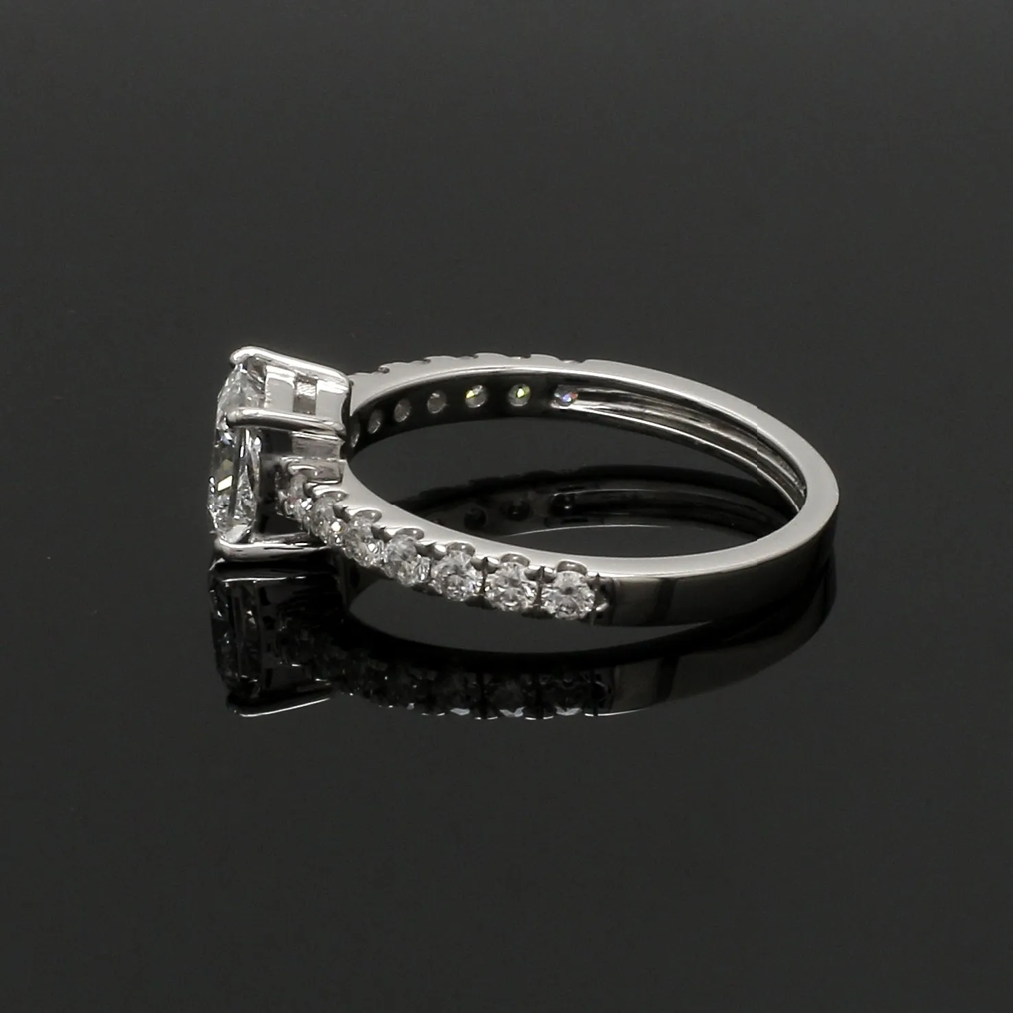 1-Carat Princess Cut Solitaire Diamond Shank Platinum Ring JL PT 1313-C