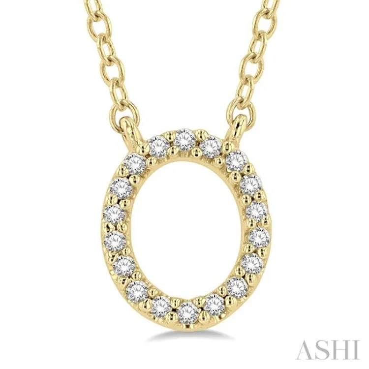 1/20 ctw Initial 'O' Round Cut Diamond Pendant With Chain in 14K Yellow Gold