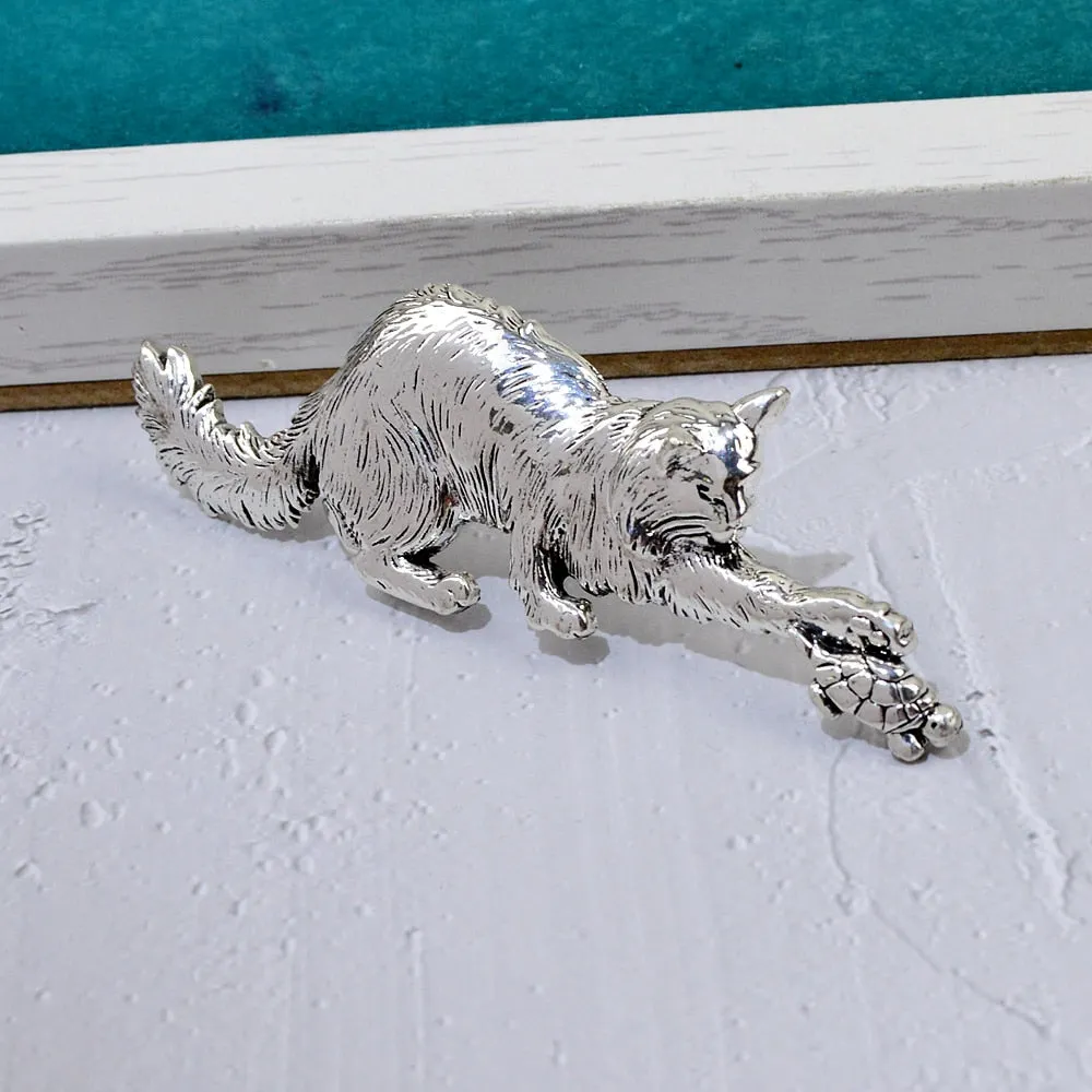 Cat Catch Tortoise Brooches For Women And Men