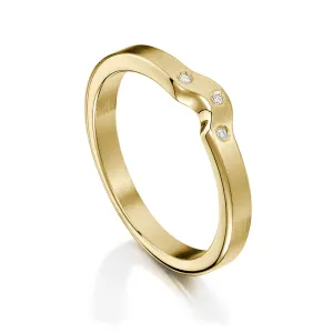Diamond Arch Wedding Band in 9ct Yellow Gold (DR0177)