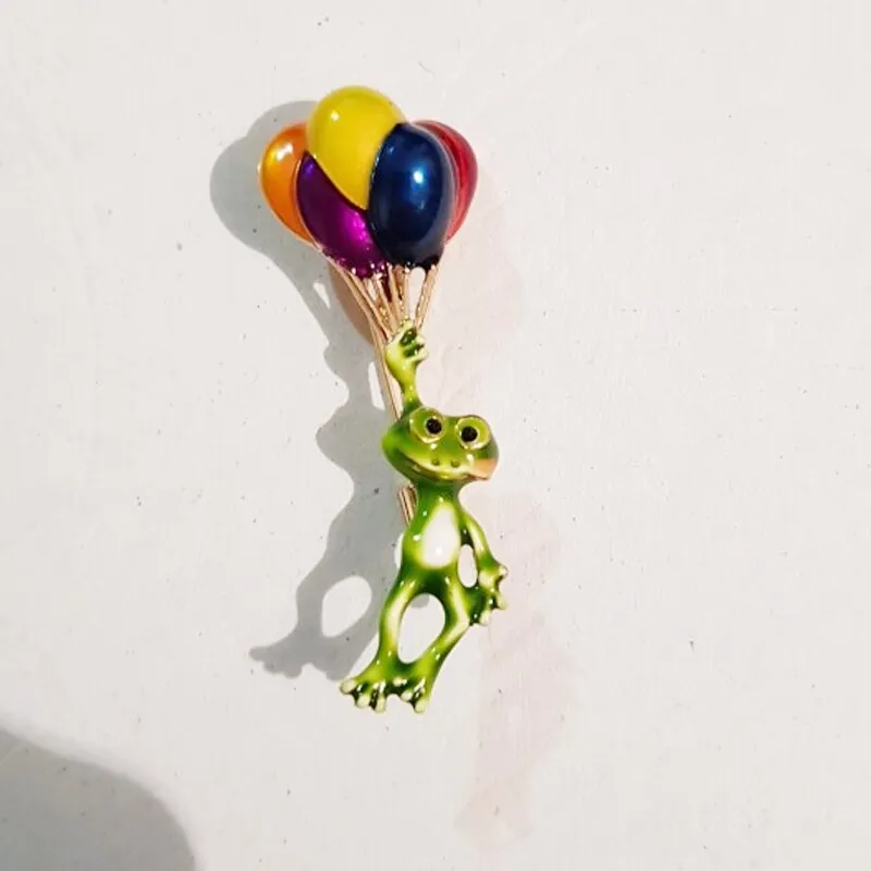 Funny Balloon Frog Brooches Animal Colorful Balloons Brooch