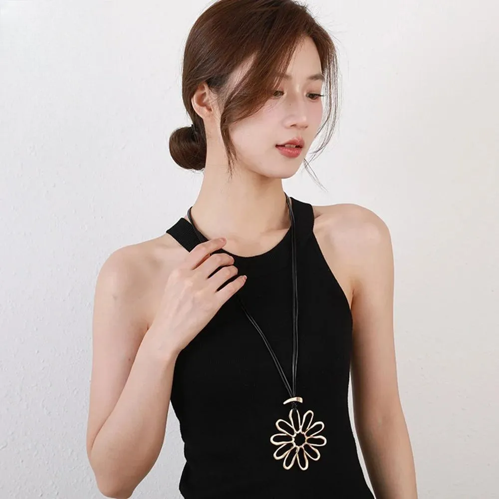 Gold Color Hollow Out Flower Necklace for Women