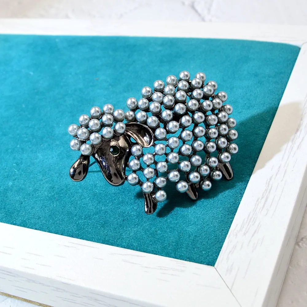 New Cute Pearls Sheep Brooches For Women And Men